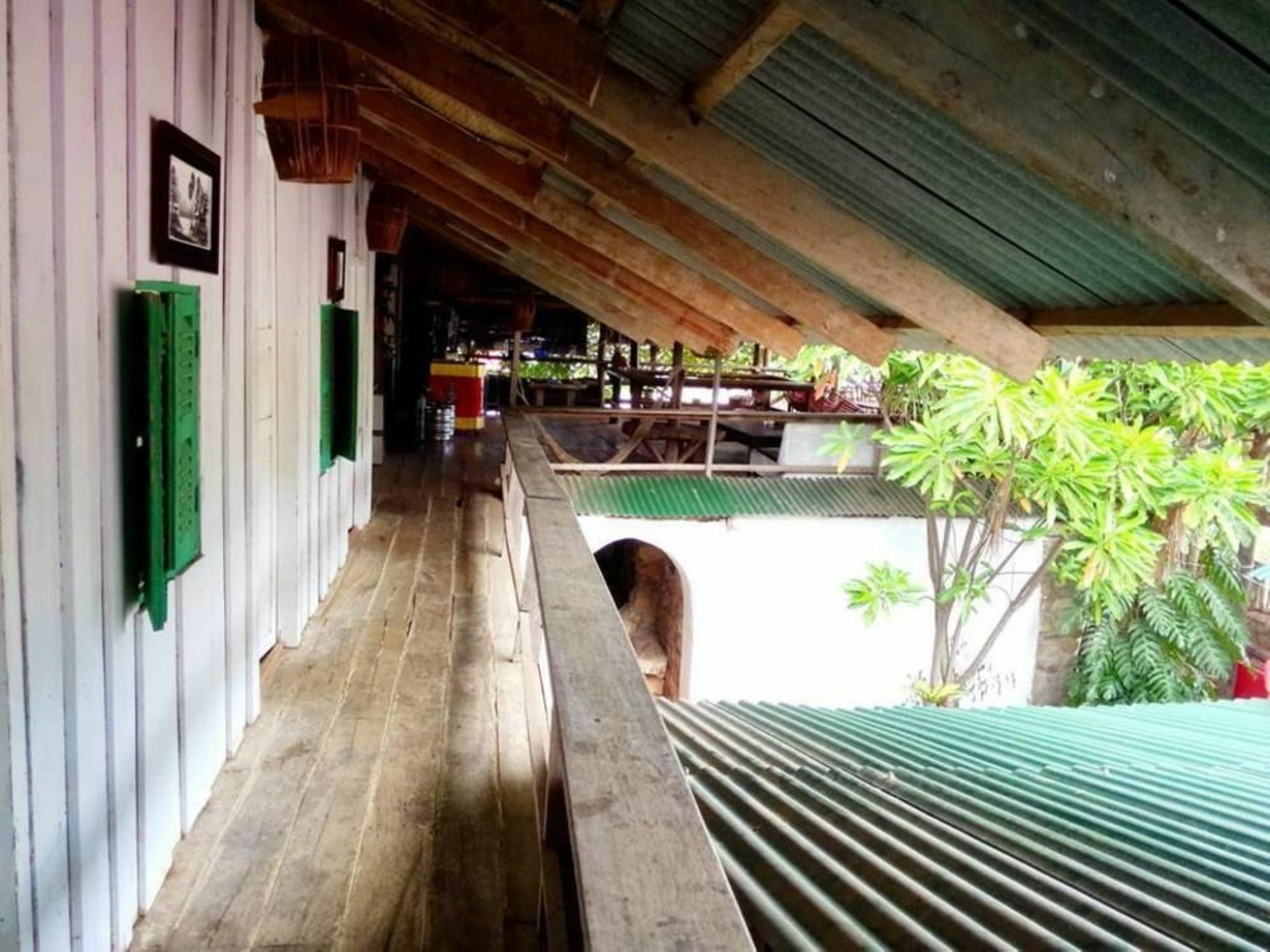 Kepmandou Lounge-Bar住宿加早餐旅馆 外观 照片